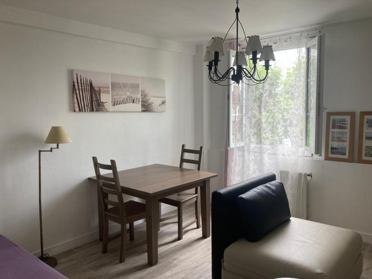 Appartement 2/3 Personnes A 10 Minutes De Contis Plage Saint-Julien-en-Born Exterior photo