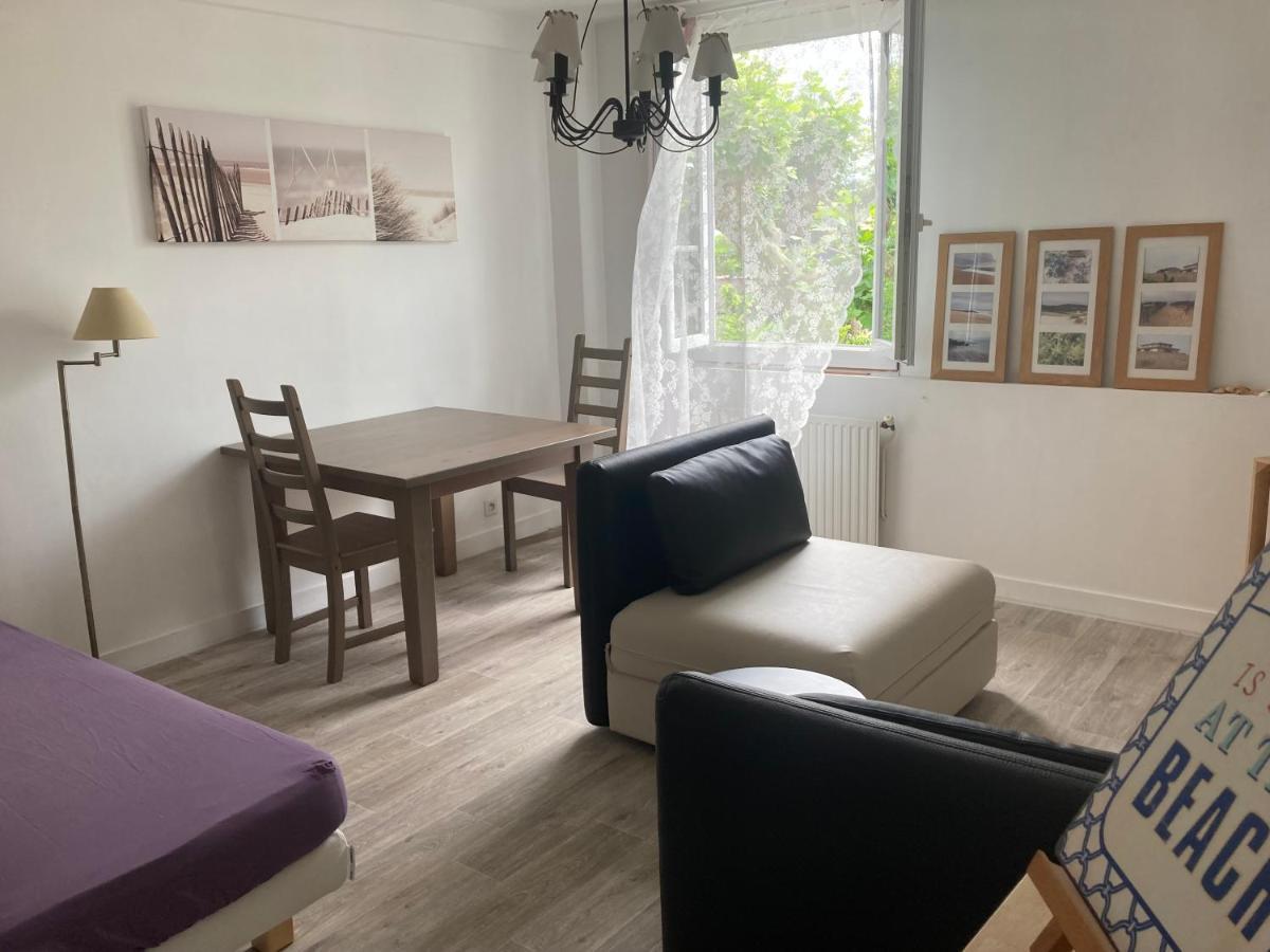 Appartement 2/3 Personnes A 10 Minutes De Contis Plage Saint-Julien-en-Born Exterior photo