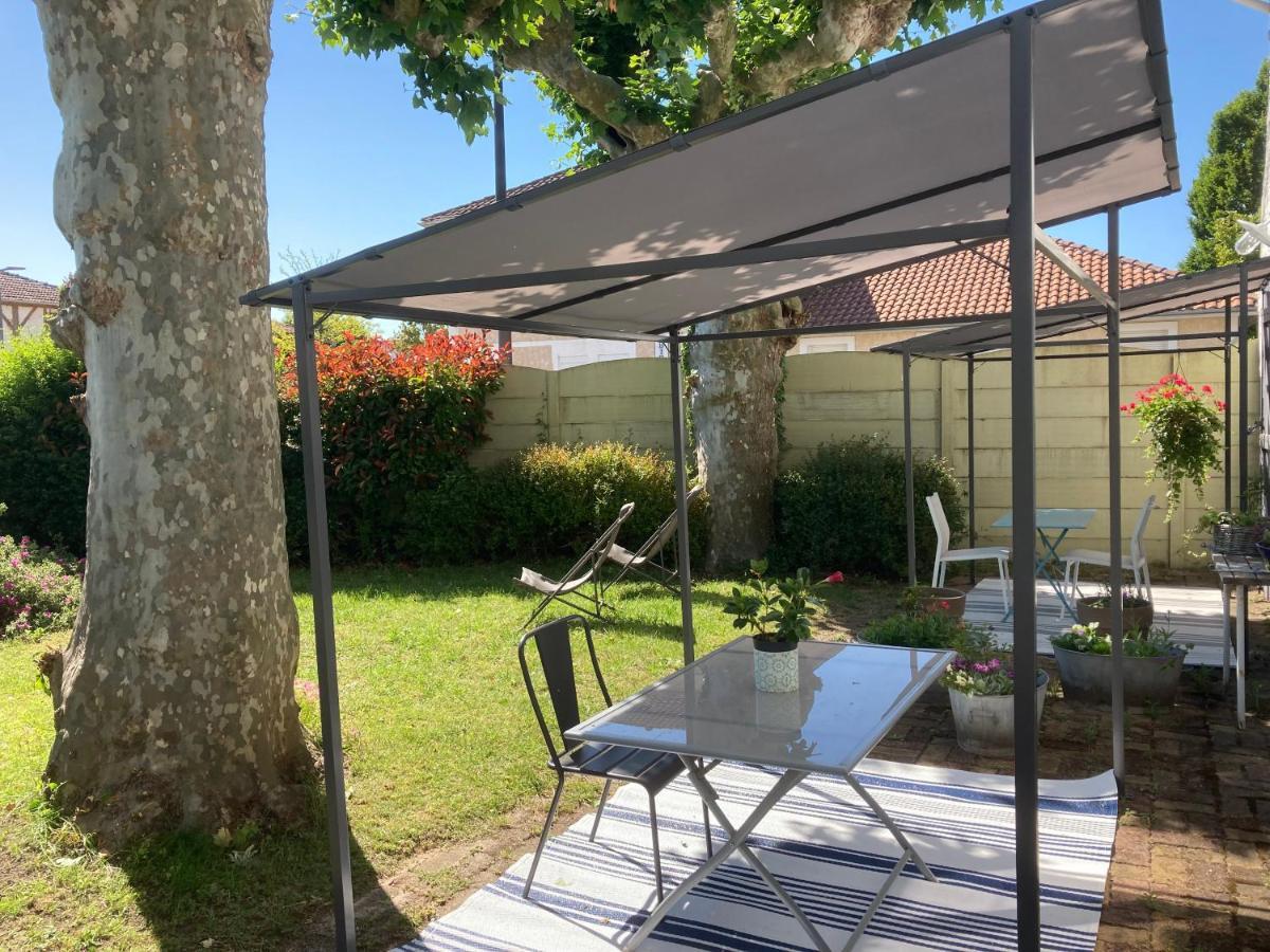Appartement 2/3 Personnes A 10 Minutes De Contis Plage Saint-Julien-en-Born Exterior photo