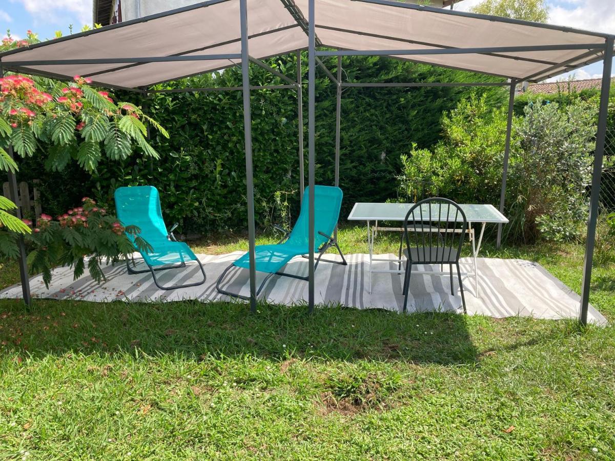 Appartement 2/3 Personnes A 10 Minutes De Contis Plage Saint-Julien-en-Born Exterior photo