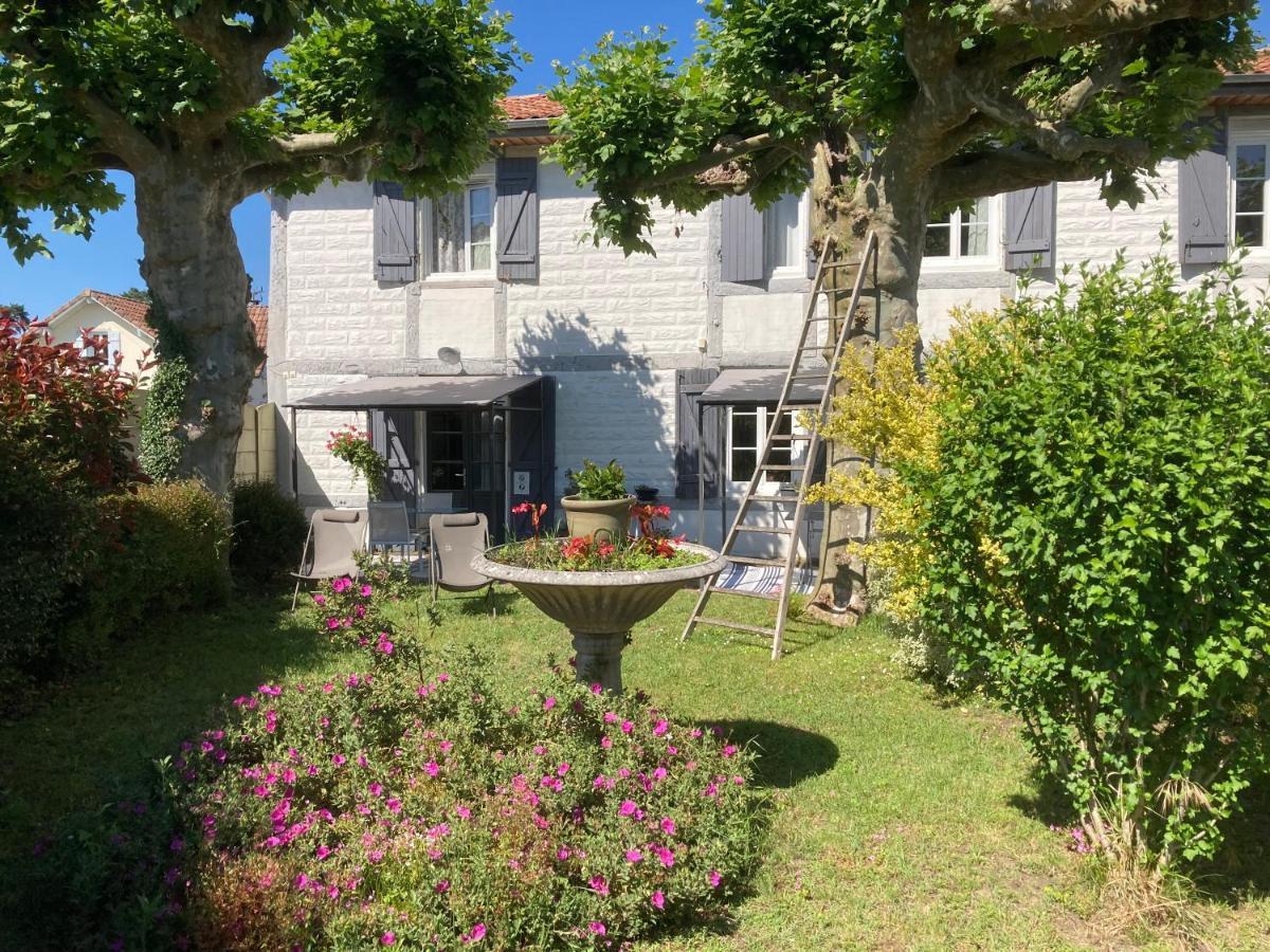 Appartement 2/3 Personnes A 10 Minutes De Contis Plage Saint-Julien-en-Born Exterior photo